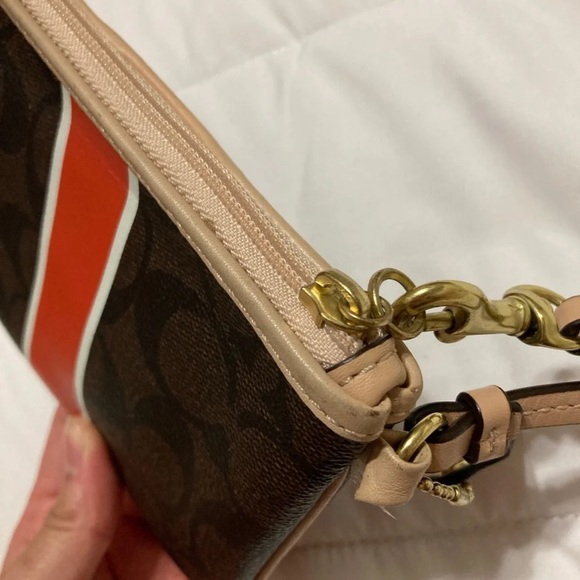 Coach wristlet - Picture 8 of 10